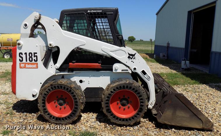 image for item DB9717 2007 Bobcat S185 skid steer