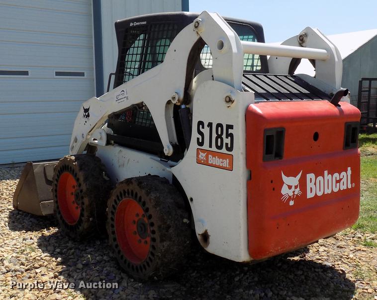image for item DB9717 2007 Bobcat S185 skid steer