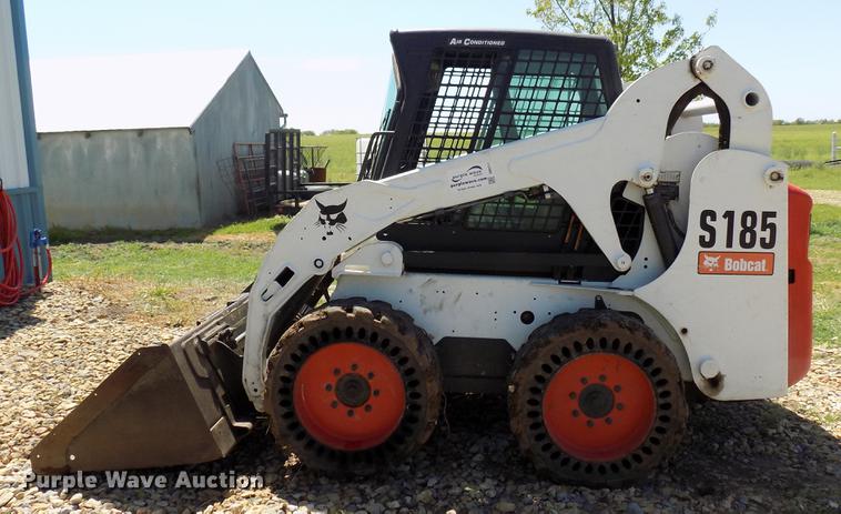 image for item DB9717 2007 Bobcat S185 skid steer