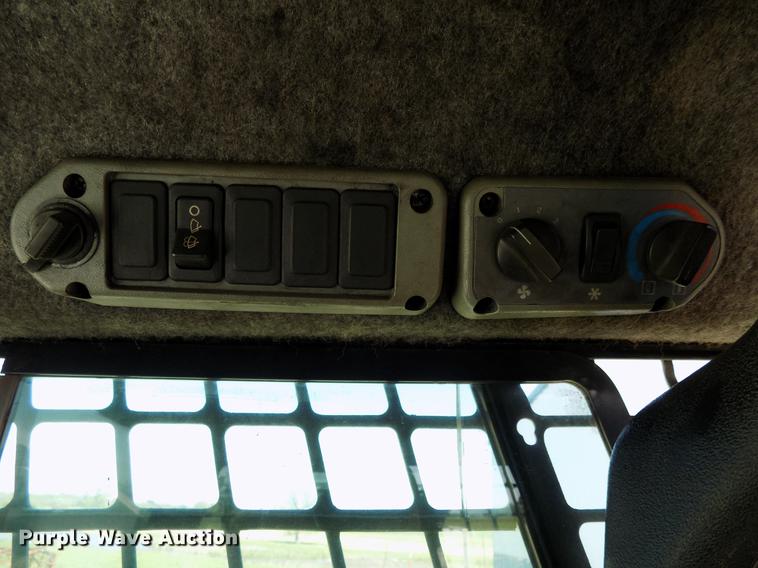 image for item DB9717 2007 Bobcat S185 skid steer