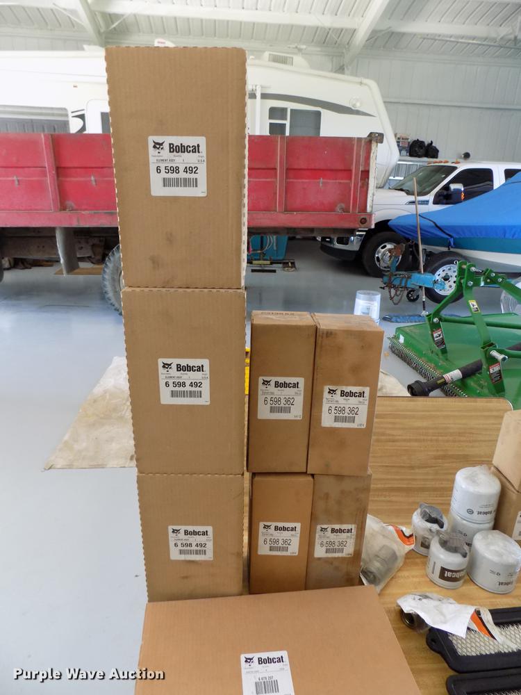 image for item DB9717 2007 Bobcat S185 skid steer