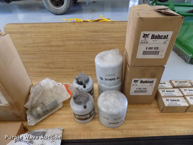 image for item DB9717 2007 Bobcat S185 skid steer