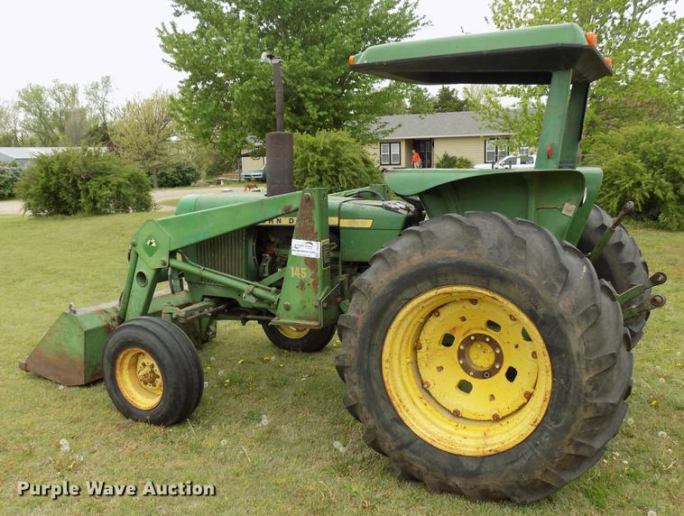 image for item DB9736 John Deere 2440 tractor