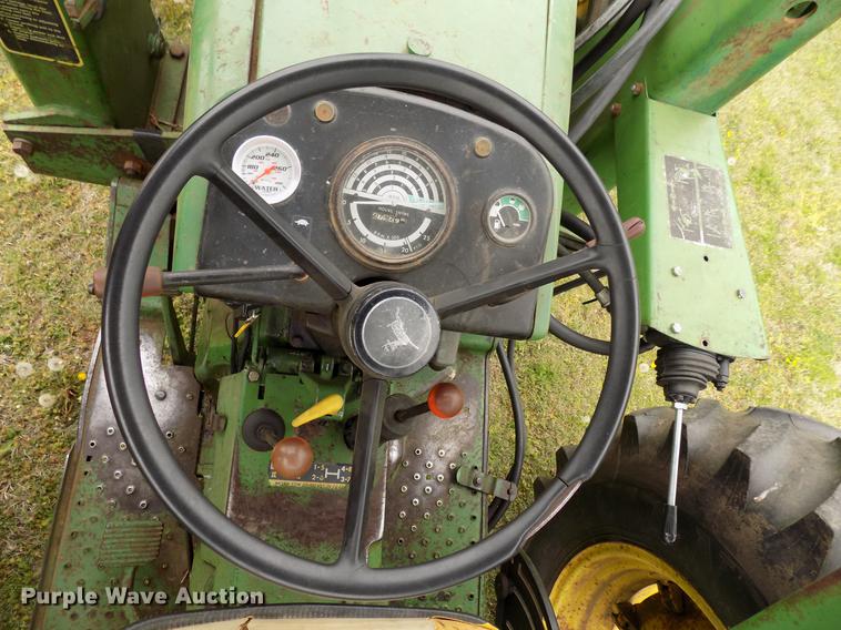image for item DB9736 John Deere 2440 tractor
