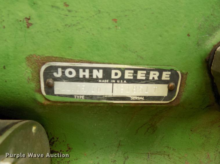 image for item DB9736 John Deere 2440 tractor