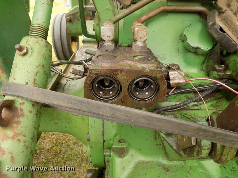 image for item DB9736 John Deere 2440 tractor