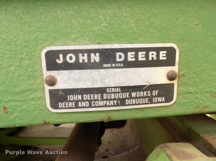 image for item DB9736 John Deere 2440 tractor