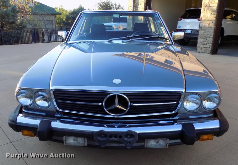 image for item DB9749 1988 Mercedes Benz 560 SL