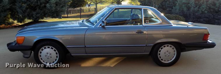 image for item DB9749 1988 Mercedes Benz 560 SL