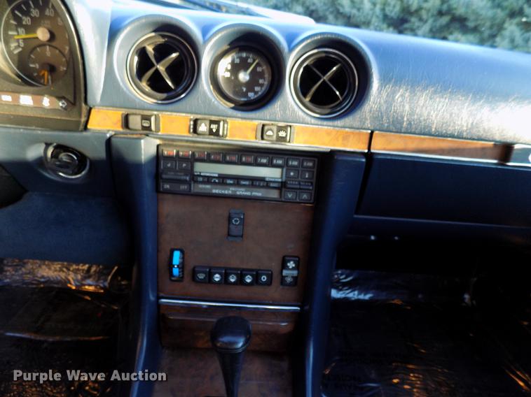 image for item DB9749 1988 Mercedes Benz 560 SL