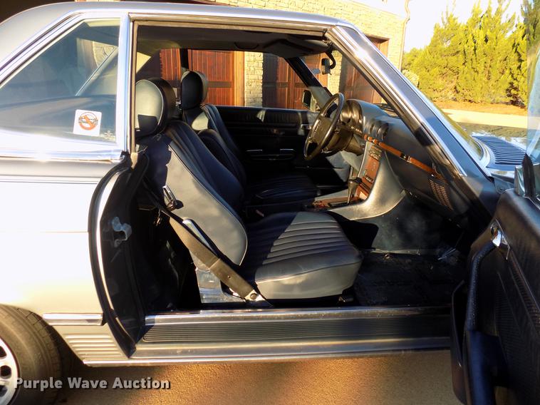 image for item DB9749 1988 Mercedes Benz 560 SL