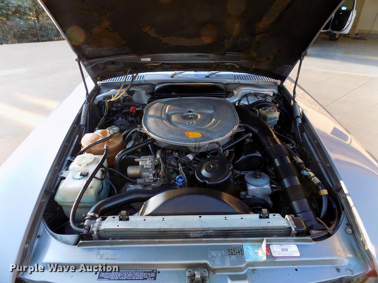 image for item DB9749 1988 Mercedes Benz 560 SL