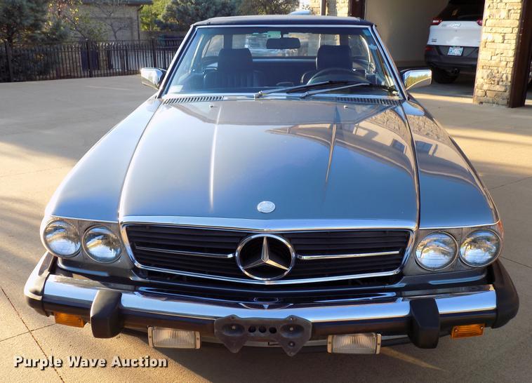 image for item DB9749 1988 Mercedes Benz 560 SL