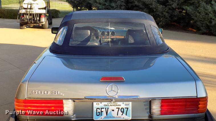 image for item DB9749 1988 Mercedes Benz 560 SL