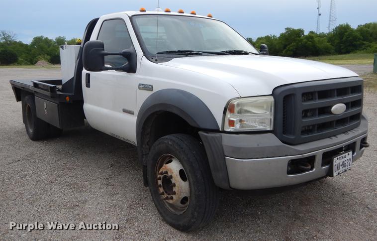 image for item DC0221 2005 Ford F550 flatbed truck