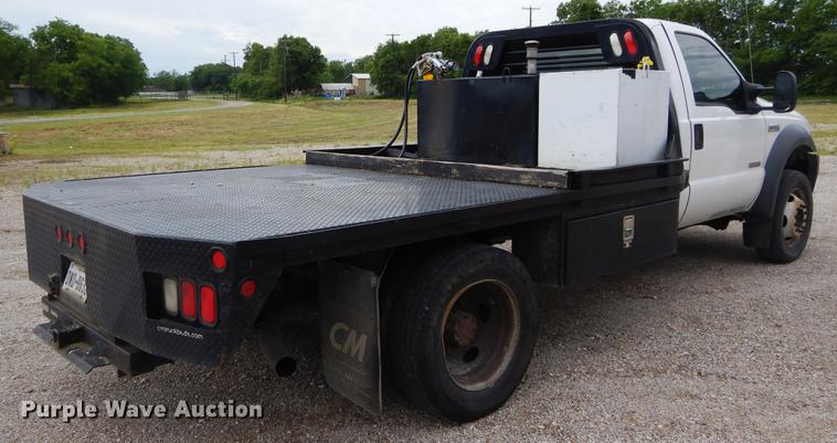 image for item DC0221 2005 Ford F550 flatbed truck