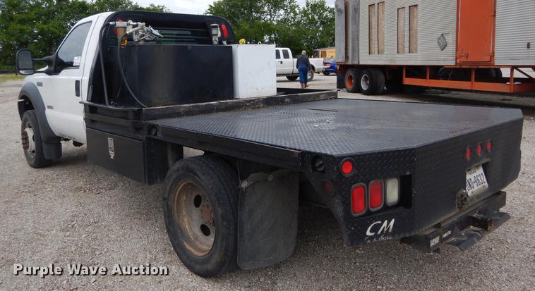 image for item DC0221 2005 Ford F550 flatbed truck