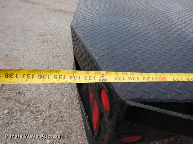 image for item DC0221 2005 Ford F550 flatbed truck