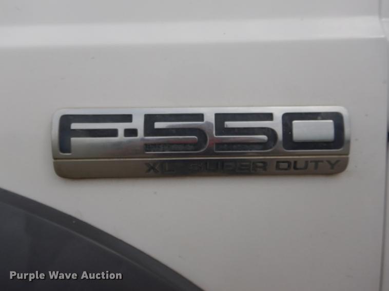 image for item DC0221 2005 Ford F550 flatbed truck