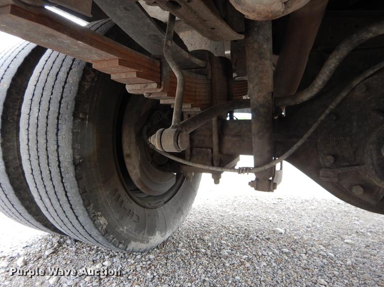 image for item DC0221 2005 Ford F550 flatbed truck