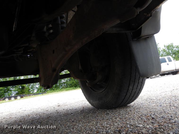 image for item DC0221 2005 Ford F550 flatbed truck