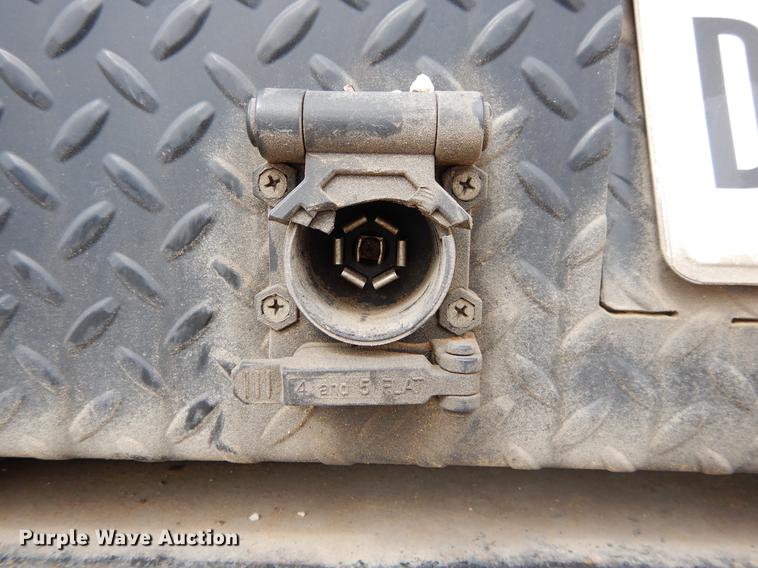 image for item DC0221 2005 Ford F550 flatbed truck