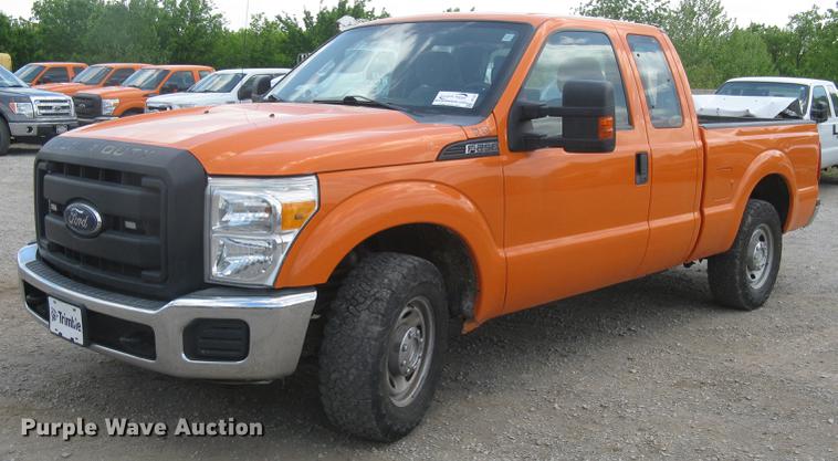 image for item DC1357 2013 Ford F250 Super Duty XL SuperCab pickup truck