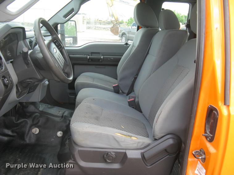 image for item DC1357 2013 Ford F250 Super Duty XL SuperCab pickup truck