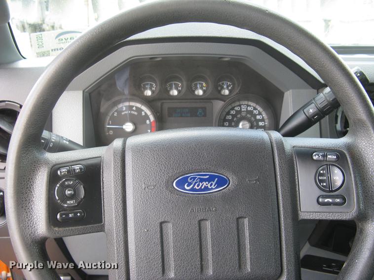 image for item DC1357 2013 Ford F250 Super Duty XL SuperCab pickup truck