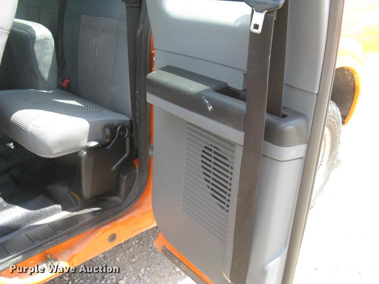 image for item DC1357 2013 Ford F250 Super Duty XL SuperCab pickup truck