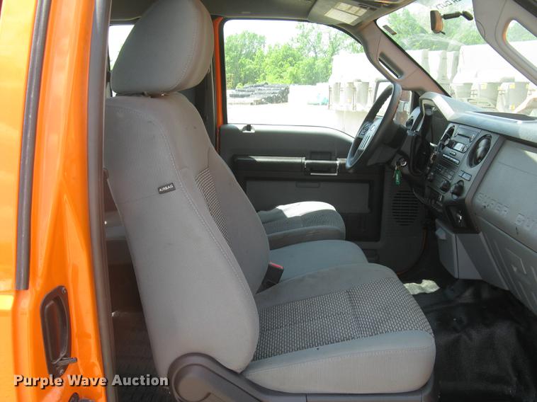 image for item DC1357 2013 Ford F250 Super Duty XL SuperCab pickup truck