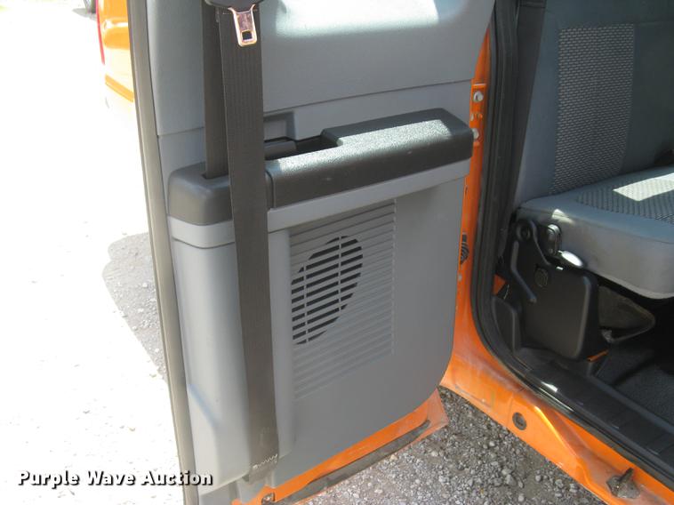 image for item DC1357 2013 Ford F250 Super Duty XL SuperCab pickup truck