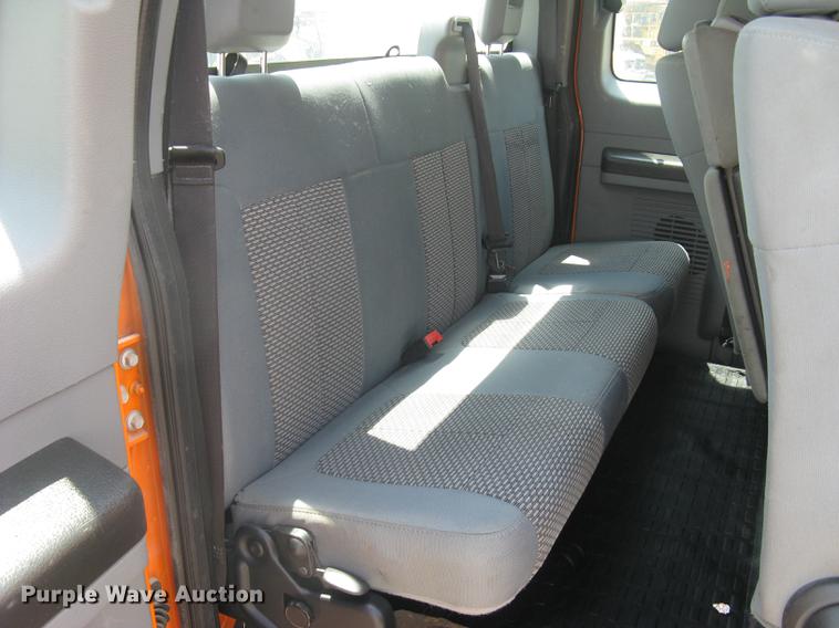 image for item DC1357 2013 Ford F250 Super Duty XL SuperCab pickup truck