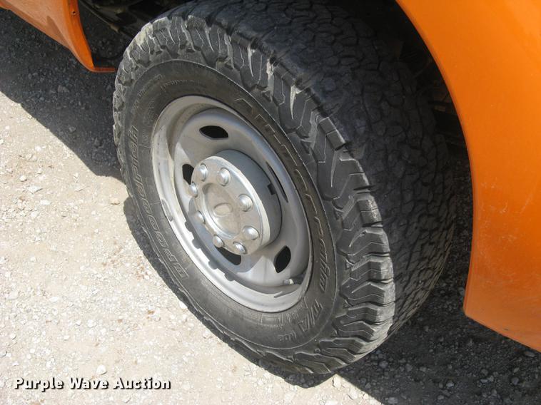 image for item DC1357 2013 Ford F250 Super Duty XL SuperCab pickup truck