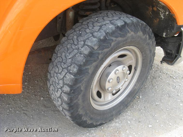 image for item DC1357 2013 Ford F250 Super Duty XL SuperCab pickup truck