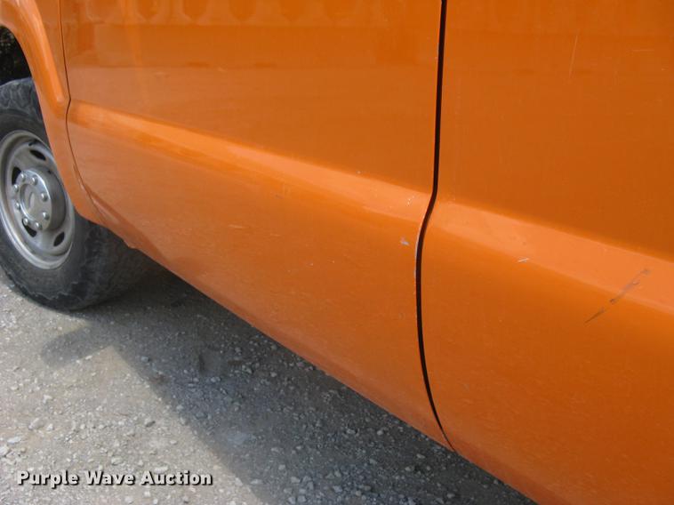 image for item DC1357 2013 Ford F250 Super Duty XL SuperCab pickup truck