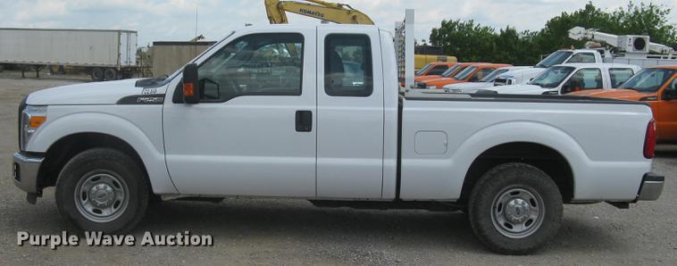 image for item DC1358 2015 Ford F250 Super Duty XL SuperCab pickup truck