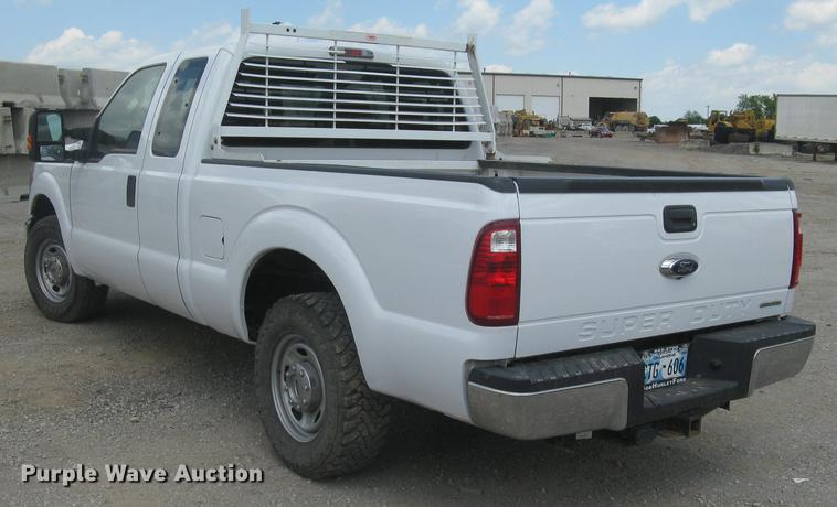 image for item DC1358 2015 Ford F250 Super Duty XL SuperCab pickup truck