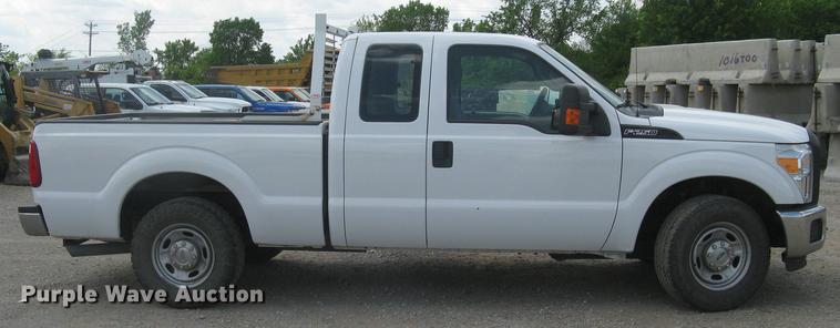 image for item DC1358 2015 Ford F250 Super Duty XL SuperCab pickup truck