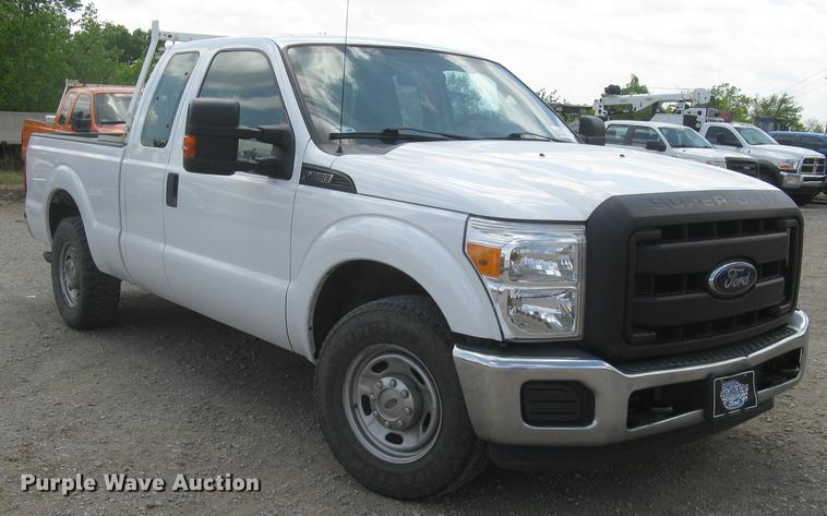 image for item DC1358 2015 Ford F250 Super Duty XL SuperCab pickup truck