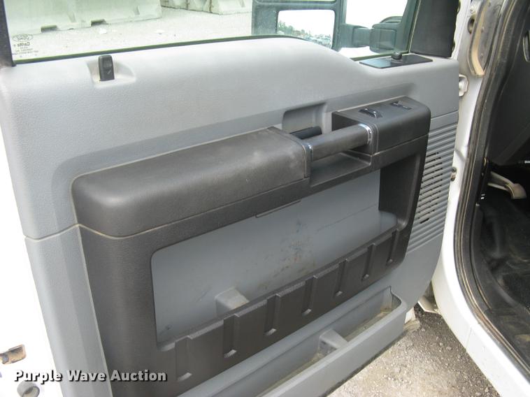 image for item DC1358 2015 Ford F250 Super Duty XL SuperCab pickup truck