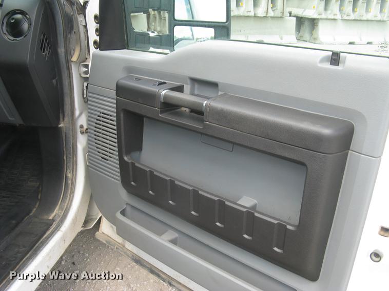 image for item DC1358 2015 Ford F250 Super Duty XL SuperCab pickup truck