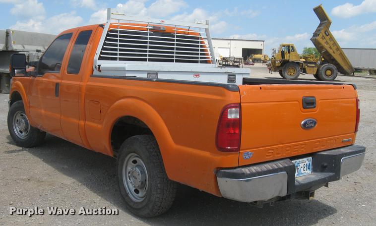 image for item DC1359 2013 Ford F250 Super Duty XL SuperCab pickup truck