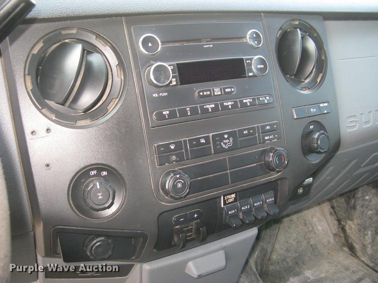 image for item DC1359 2013 Ford F250 Super Duty XL SuperCab pickup truck