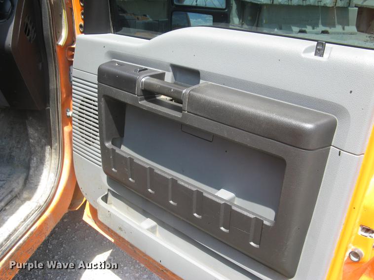 image for item DC1359 2013 Ford F250 Super Duty XL SuperCab pickup truck