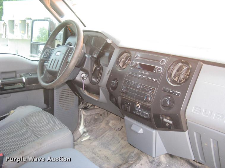 image for item DC1359 2013 Ford F250 Super Duty XL SuperCab pickup truck