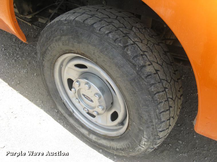 image for item DC1359 2013 Ford F250 Super Duty XL SuperCab pickup truck