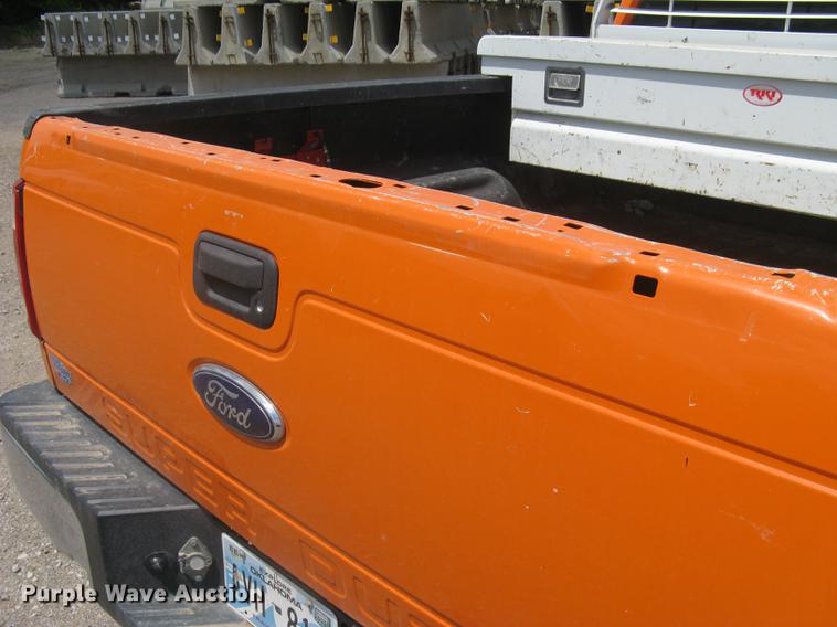 image for item DC1359 2013 Ford F250 Super Duty XL SuperCab pickup truck