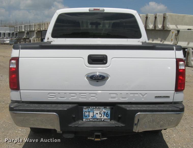 image for item DC1360 2016 Ford F250 Super Duty XL SuperCab pickup truck