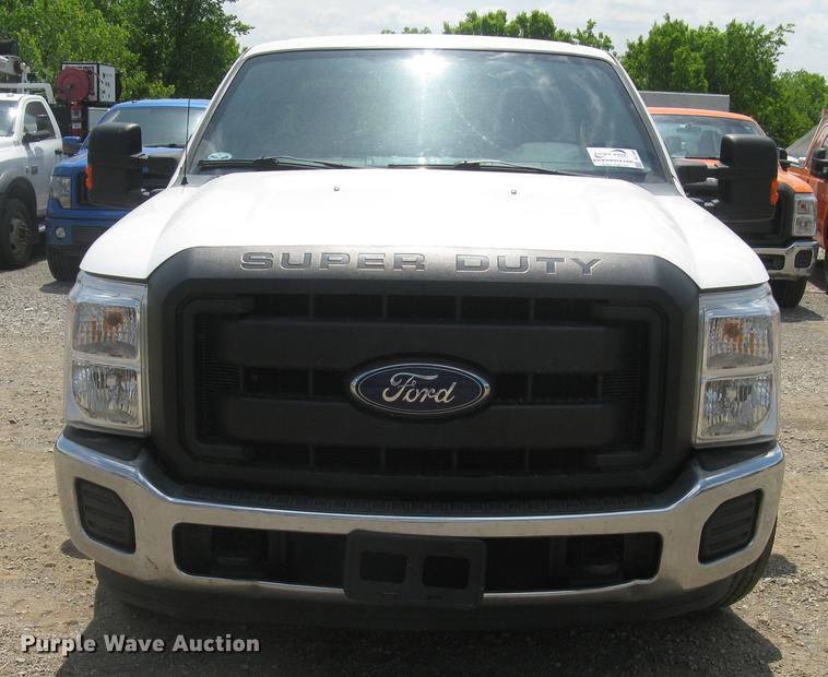 image for item DC1360 2016 Ford F250 Super Duty XL SuperCab pickup truck
